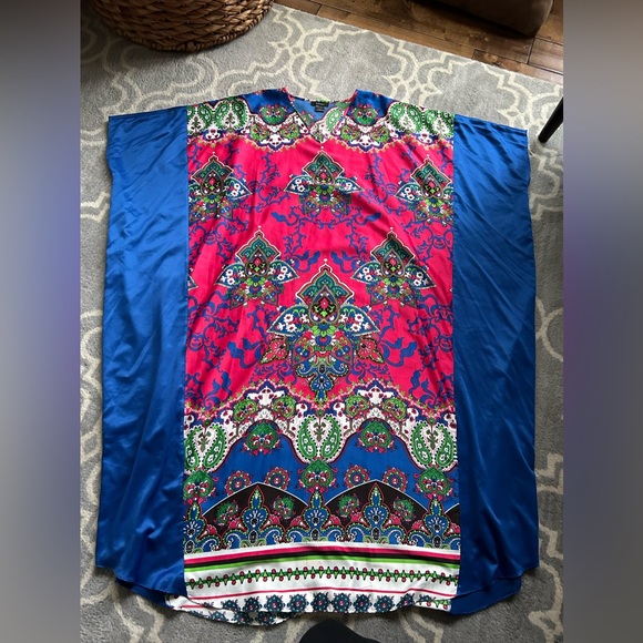 Natori Size Small Amidala Caftan - Picture 2 of 5